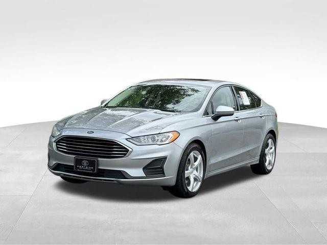 2020 Ford Fusion SE 36