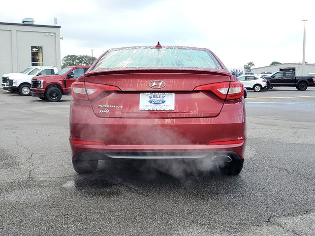 2015 Hyundai Sonata SE 8