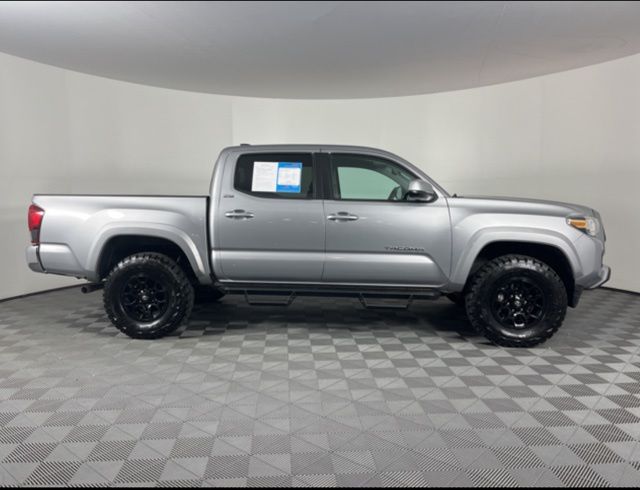 2020 Toyota Tacoma SR5 11