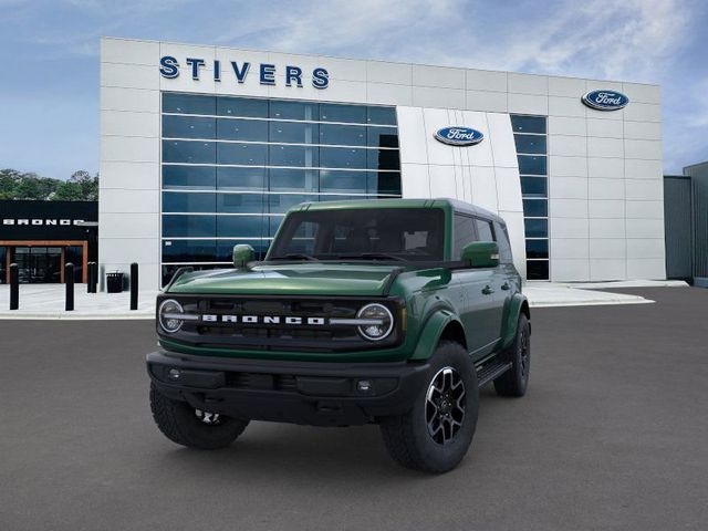 2024 Ford Bronco Outer Banks 3