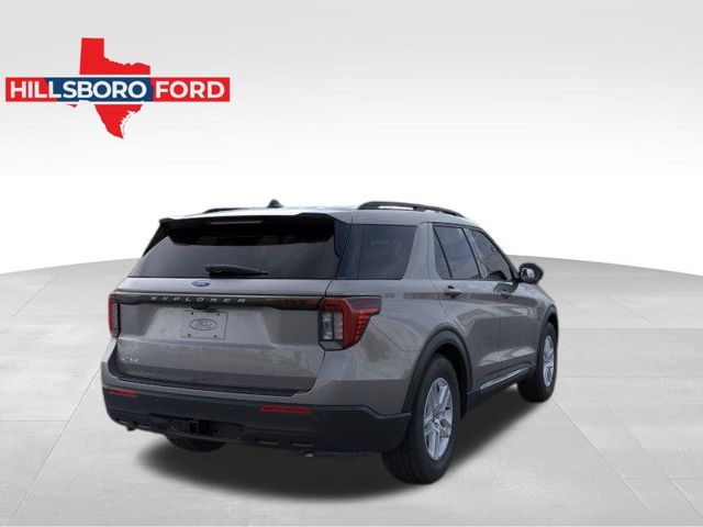 2025 Ford Explorer Active 8