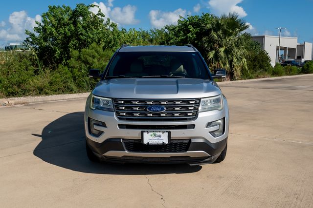 2016 Ford Explorer XLT Silver at Bayway Cadillac Southwest