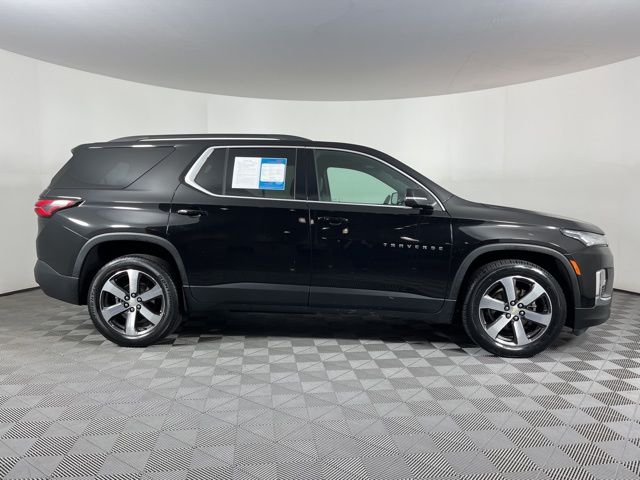 2022 Mosaic Black Metallic Chevrolet Traverse LT Leather AWD SUV