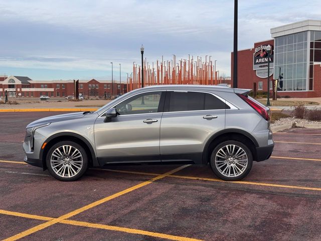 2024 Cadillac XT4 AWD Premium Luxury
