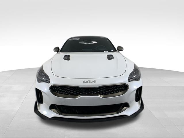 2022 Kia Stinger GT2 9