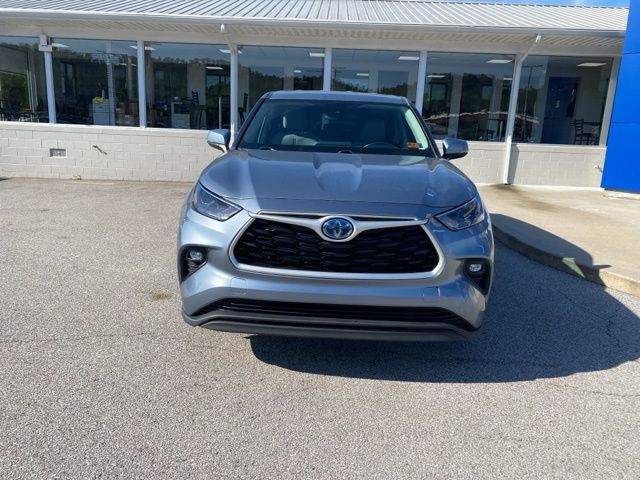 2022 Toyota Highlander Hybrid LE photo