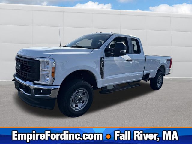 Oxford White 2023 Ford F-350 Super Duty Pickup Truck Four-Wheel Drive Automatic