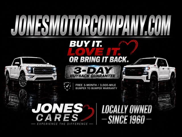 Used 2015 White Ram Tradesman image 2