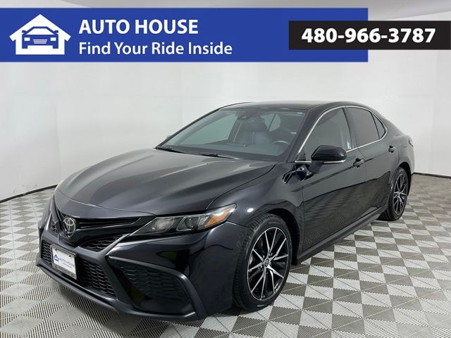 221212024 Toyota Camry SE