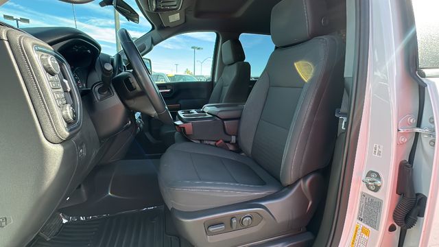 2022 Chevrolet Silverado 3500HD LT 30