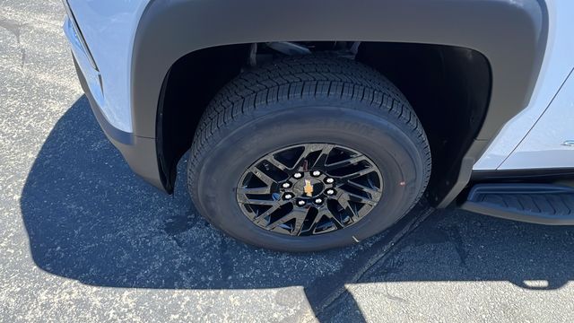 2024 Chevrolet Silverado EV Work Truck 11