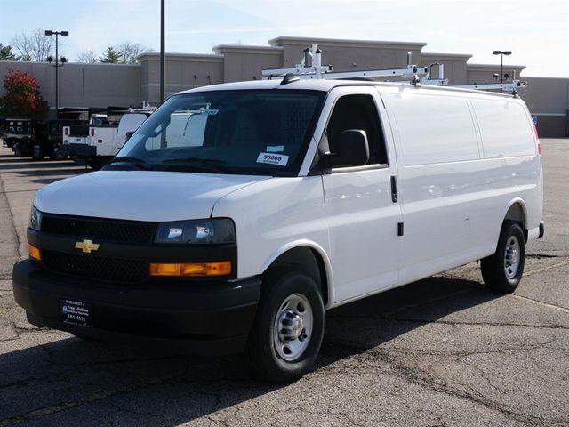 2025 Chevrolet Express 2500