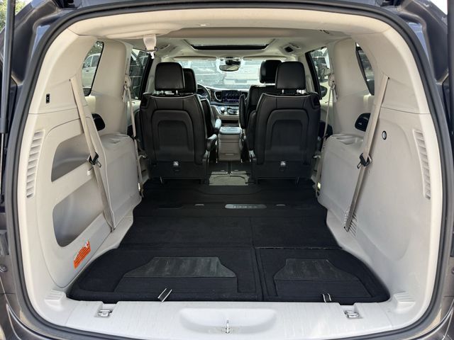 2023 Chrysler Pacifica Limited Gray at Durrett Motor Company