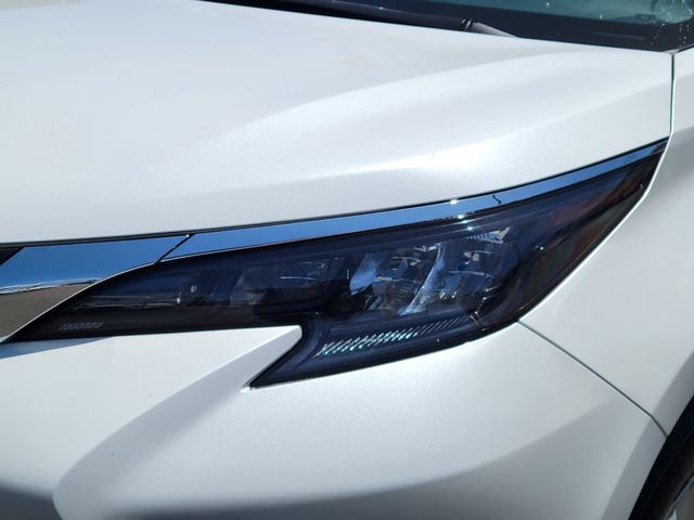 Used 2025 Toyota Sienna Van