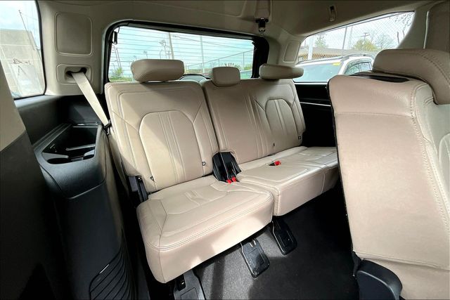 Used 2024 Ford Expedition Limited 4D Sport Utility