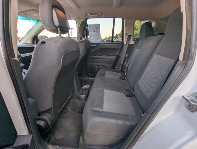 2014 Bright White Clearcoat Jeep Compass Sport 4X4 SUV