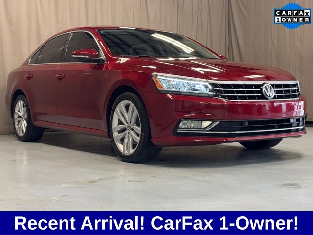 Red 2018 Volkswagen Passat 2.0T SE FWD Sedan Front-Wheel Drive 6-Speed Automatic