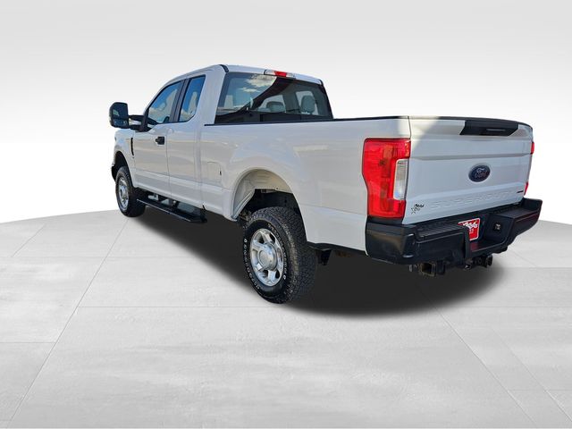 2017 Ford F-250SD XL photo
