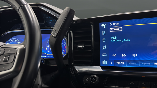 Used 2023 Summit White Chevrolet LT image 18