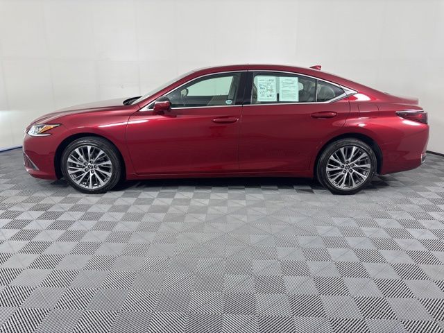 Used 2021 Lexus ES Sedan