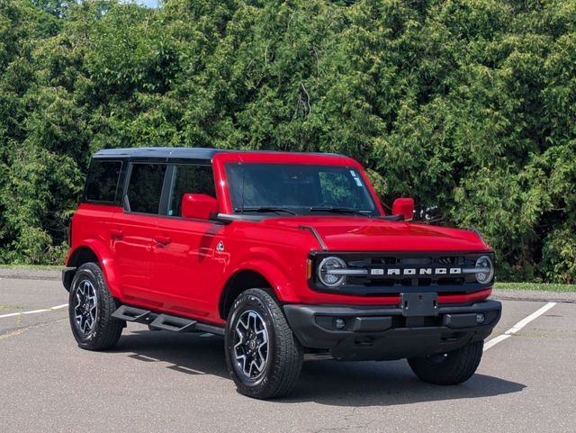 Race Red 2024 Ford Bronco Outer Banks 4-Door 4WD SUV / Crossover Four-Wheel Drive Automatic