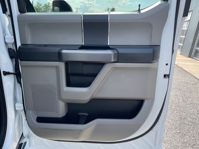2022 Ford F-250SD XLT - Oxford White exterior view 13