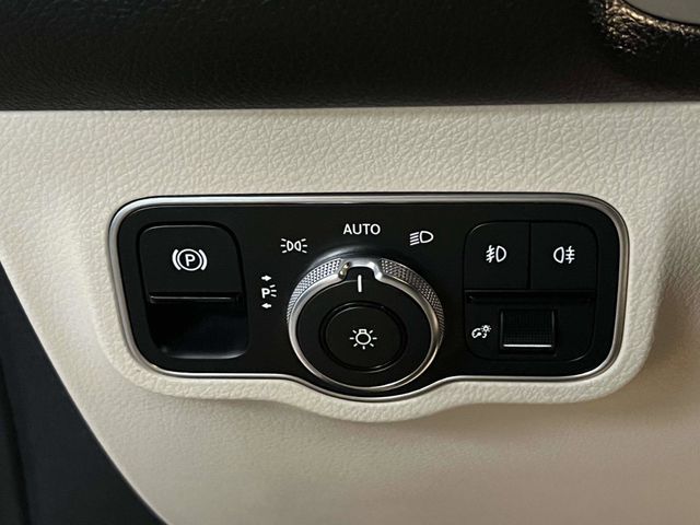 used 2022 Mercedes-Benz GLB car, priced at $31,991