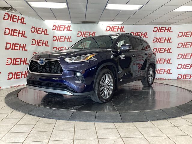 Used 2021 Toyota Highlander Hybrid SUV