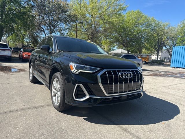 2023 Audi Q3 quattro Premium S Line 45 TFSI