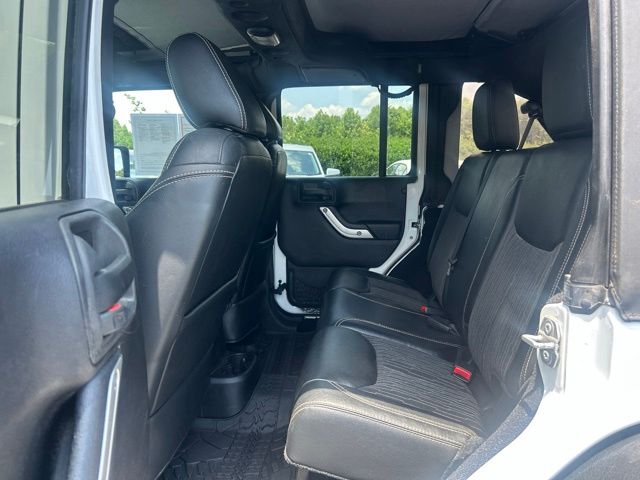 2015 Jeep Wrangler Unlimited Sport - Photo 14