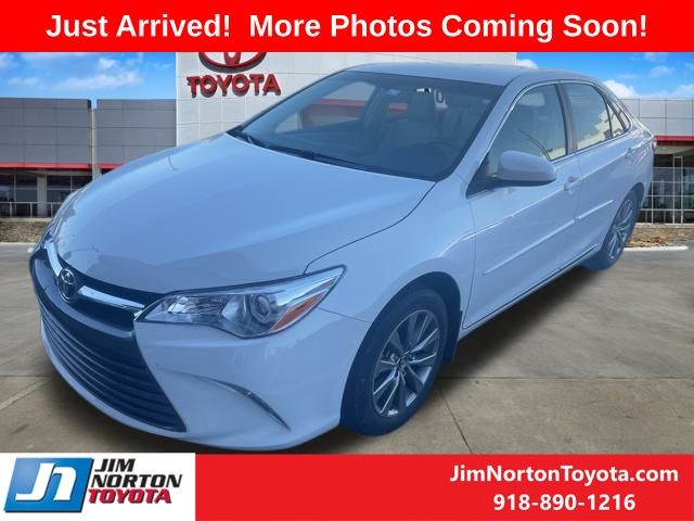 2017 Toyota Camry XLE 5