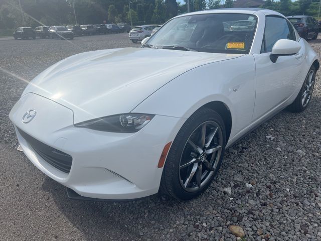 Snowflake White Pearl Mica 2021 Mazda MX-5 Miata RF Grand Touring RWD Convertible Rear-Wheel Drive Manual