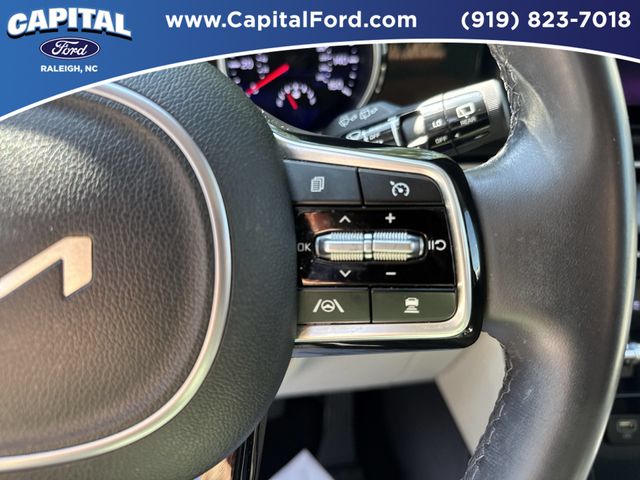 Used 2024 Black Kia EX image 23