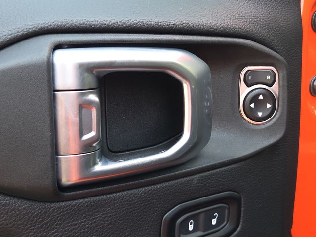 Used 2023 Orange Jeep Rubicon 392 image 17