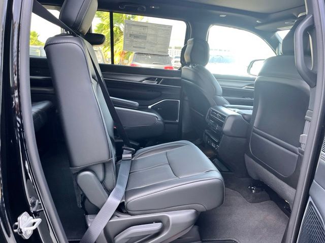 New 2026 Black Jeep  image 21