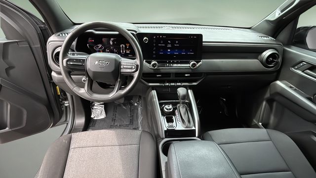 Used 2024 Gray Chevrolet Trail Boss image 17