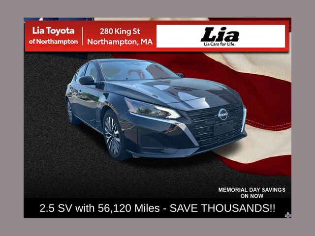 Super Black Clearcoat 2025 Nissan Altima 2.5 SV FWD Sedan Front-Wheel Drive Continuously Variable Transmission