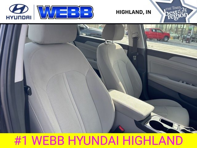 Used 2019 Black Hyundai SEL image 23