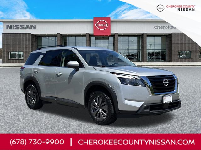 Brilliant Silver Metallic 2025 Nissan Pathfinder SUV / Crossover Front-Wheel Drive 9-Speed Automatic