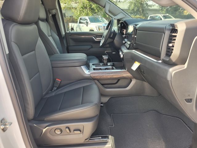 New 2026 White GMC SLT image 15