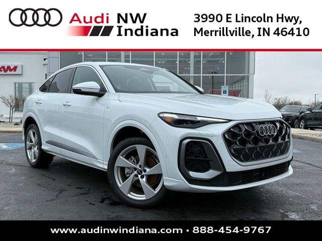 Glacier White Metallic 2025 Audi Q5 Sportback quattro Premium Plus S Line 45 TFSI Sedan All-Wheel Drive 7-Speed Automatic