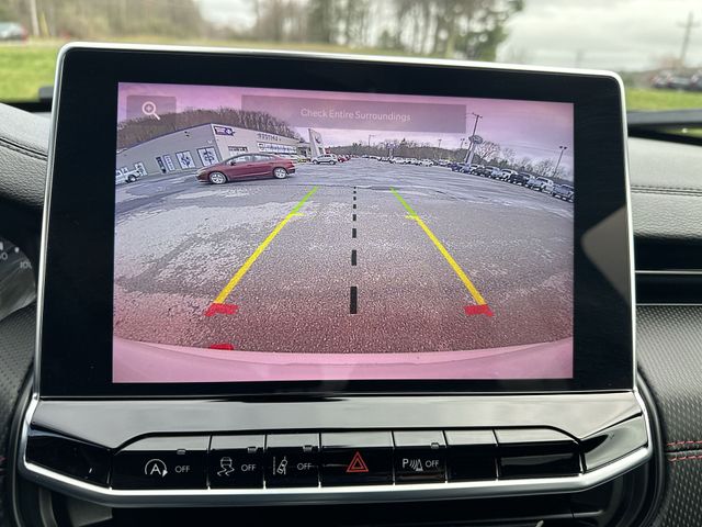 Used 2025 White Jeep Trailhawk image 24