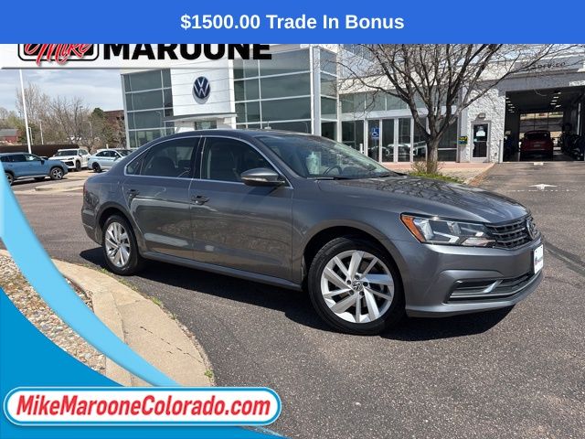 Gray 2018 Volkswagen Passat 2.0T SE FWD Sedan Front-Wheel Drive 6-Speed Automatic