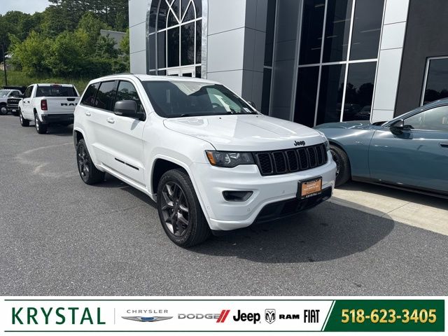 Bright White Clearcoat 2021 Jeep Grand Cherokee 80th Anniversary Edition 4WD SUV / Crossover Four-Wheel Drive 8-Speed Automatic