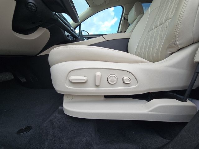 2023 Buick Enclave Avenir:C02708