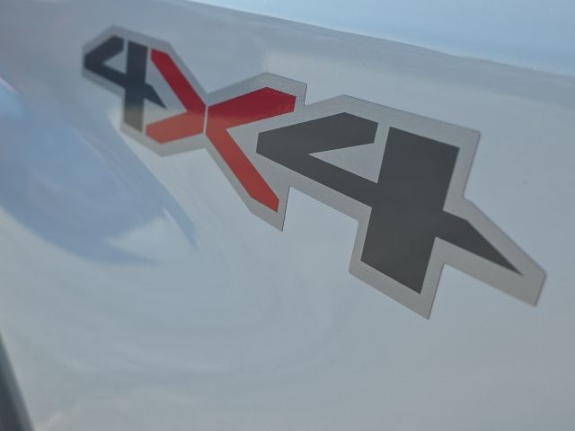 2024 Chevrolet Silverado 2500HD LT:45647A