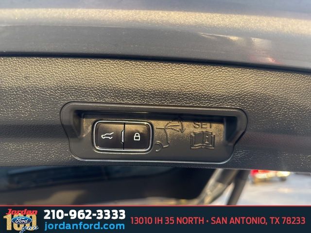 Used Car 2023 Ford Explorer  Xlt For Sale Under $30,000 In San Antonio, Texas