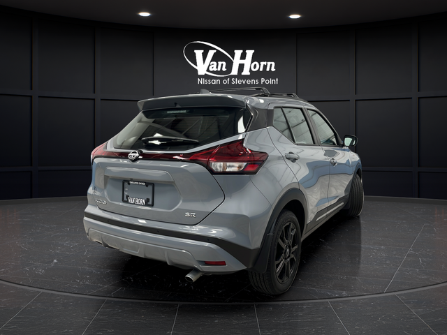 Used 2024 Boulder Gray Pearl Nissan SR image 8