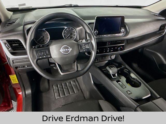Used 2025 Nissan Rogue SUV