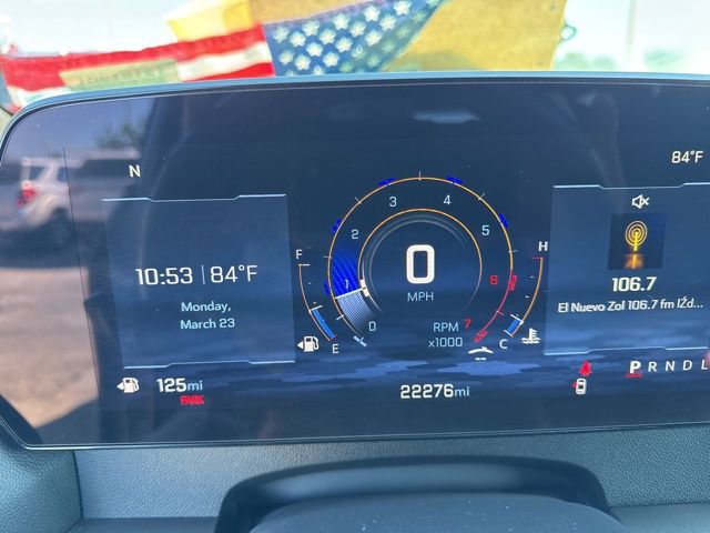 View vehicle photo 3